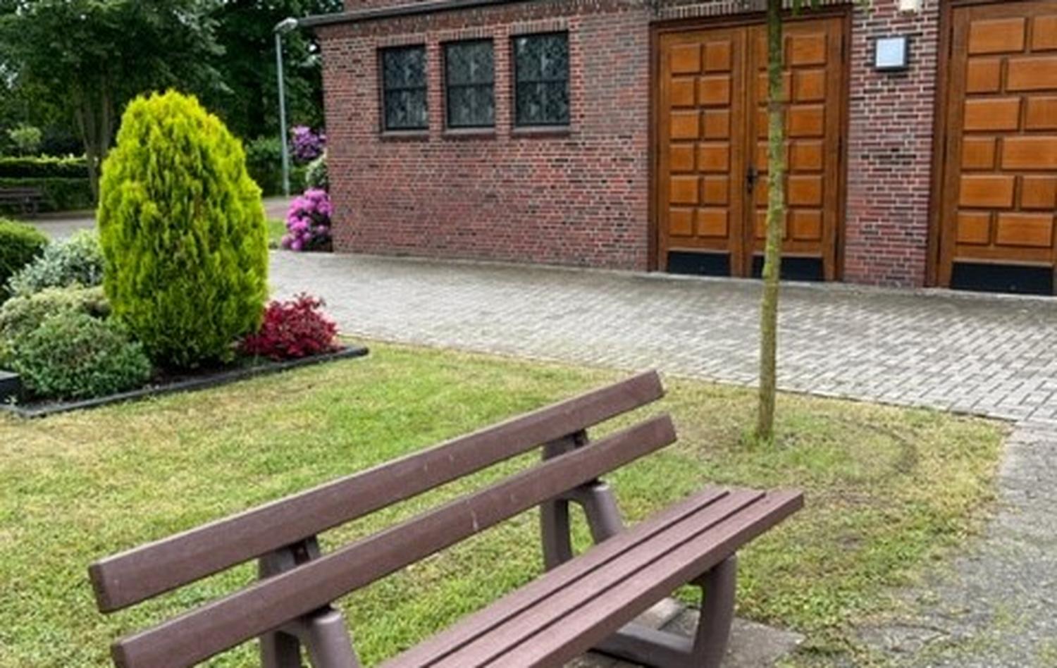 Sitzbänke für den Friedhof St. Barbara auf Telgte Heimatherzen.de